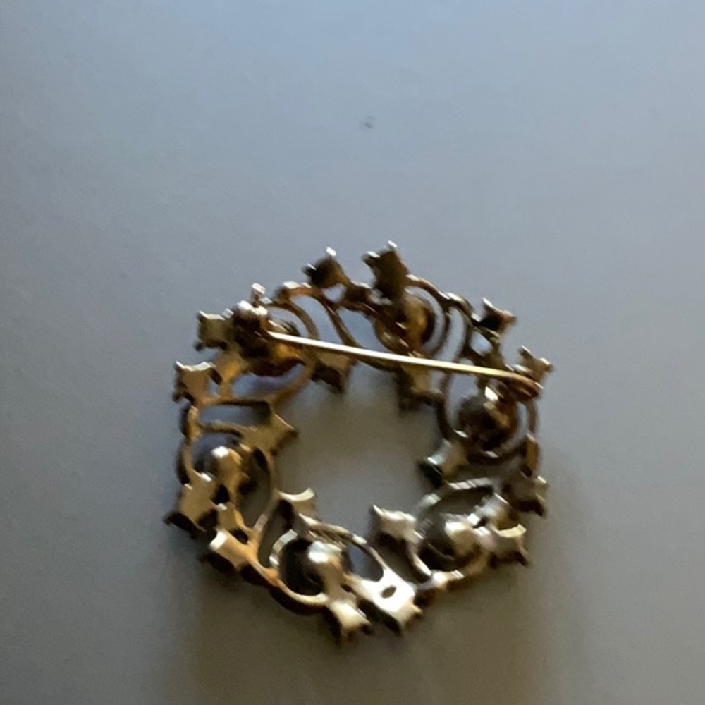 Antique Elegant Gold and Multicolor Brooch - Picture 2 of 2